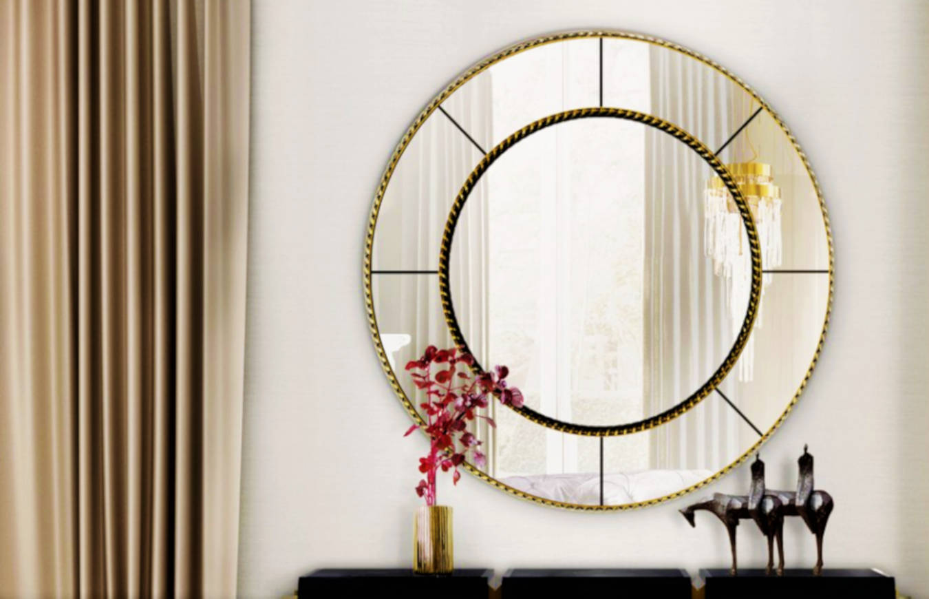 Luxury wall mirror in a modern interior.
