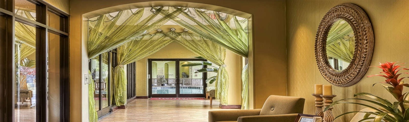 CONTEMPORARY MIRRORS