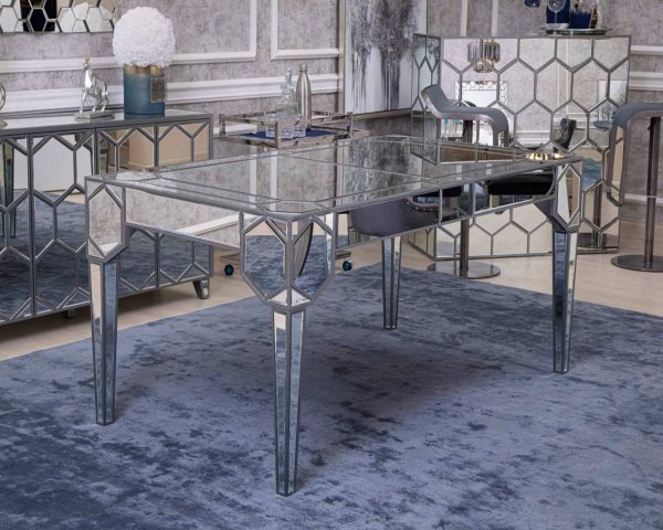 HELA Mirrored Dining Table