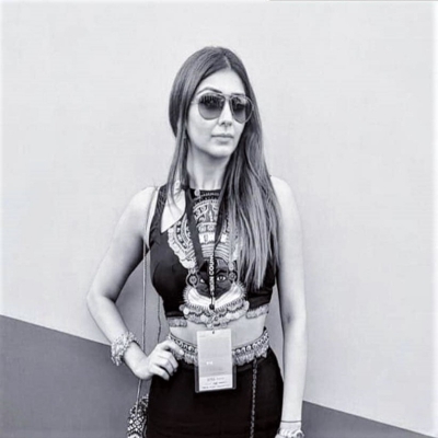 ASHNA VASWANI (Fashion Designer)