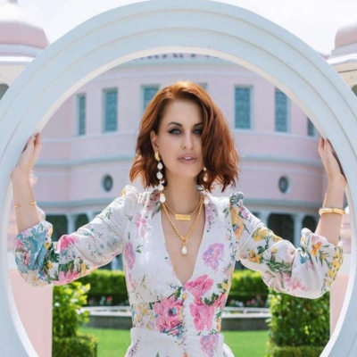 SAMANTHA LOWE (Jewellery Designer & Hotelier)